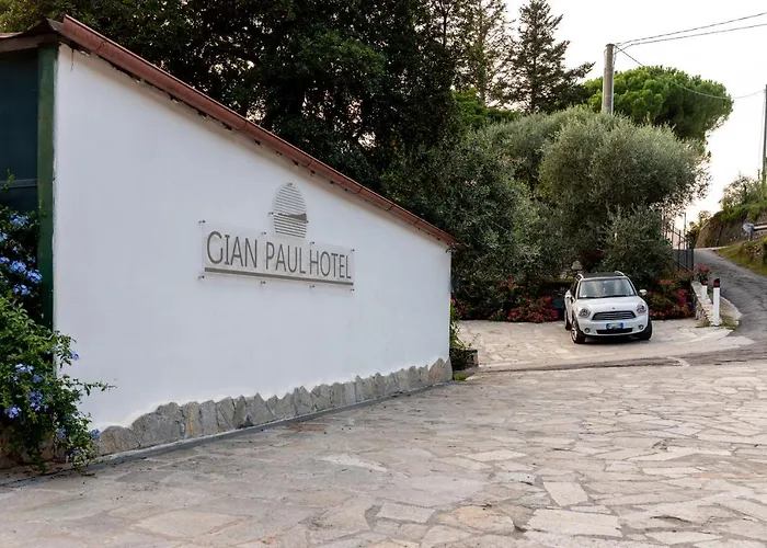 Gian Paul ラヴァーニャ